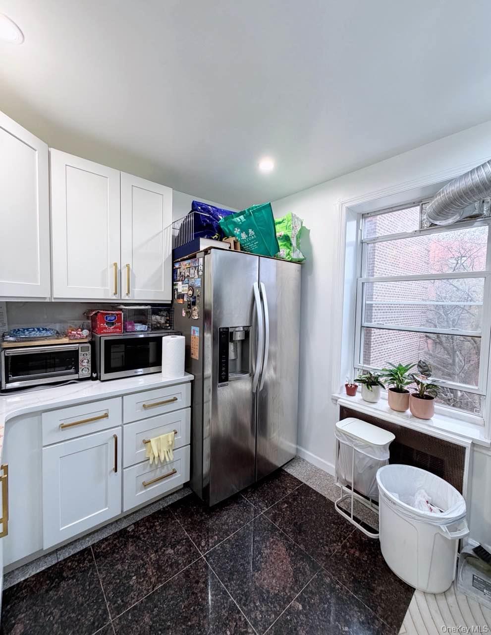 #5 photo, 12010 85th Avenue, কুইন্‌স Kew Gardens , NY 11415