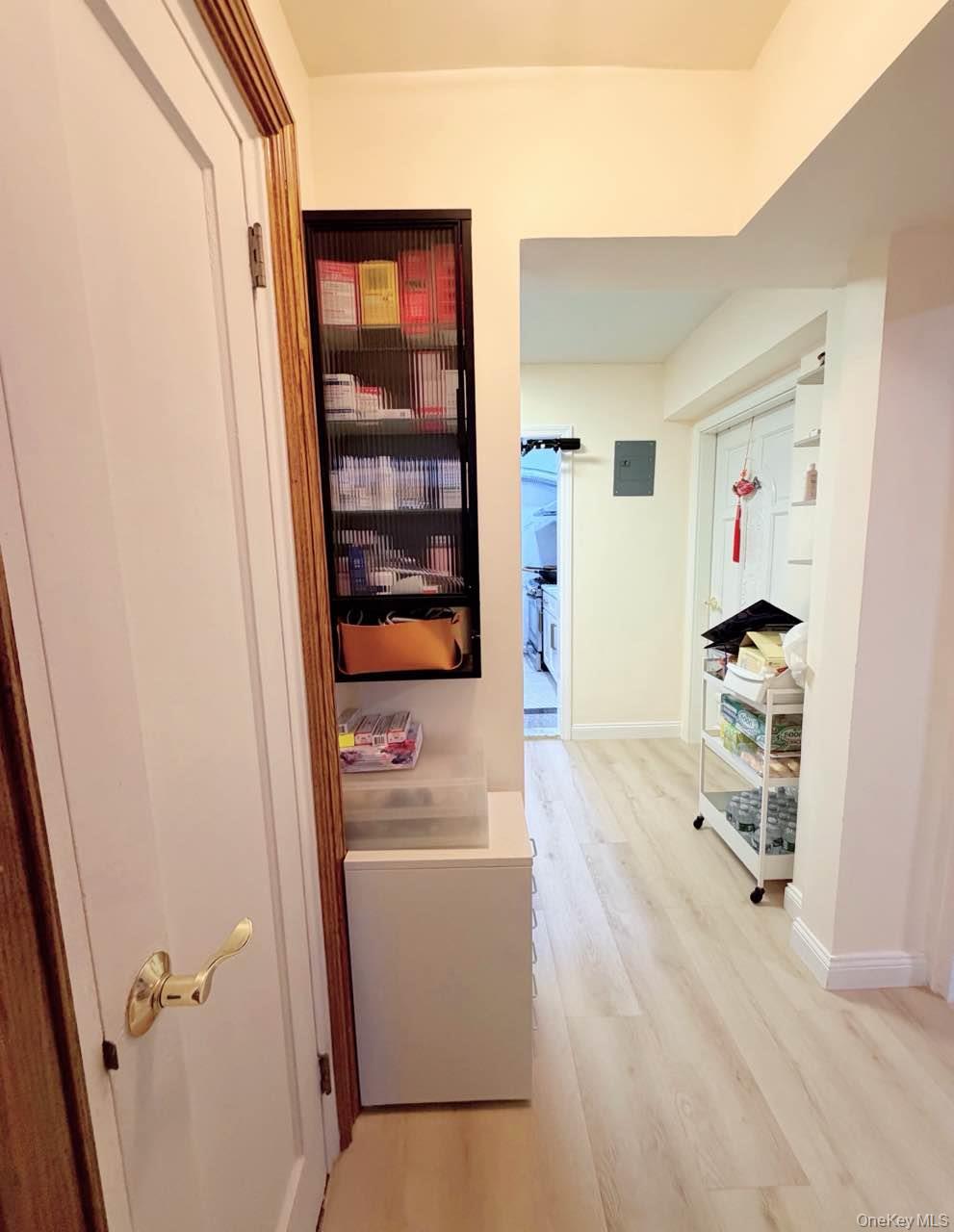 #8 photo, 12010 85th Avenue, কুইন্‌স Kew Gardens , NY 11415