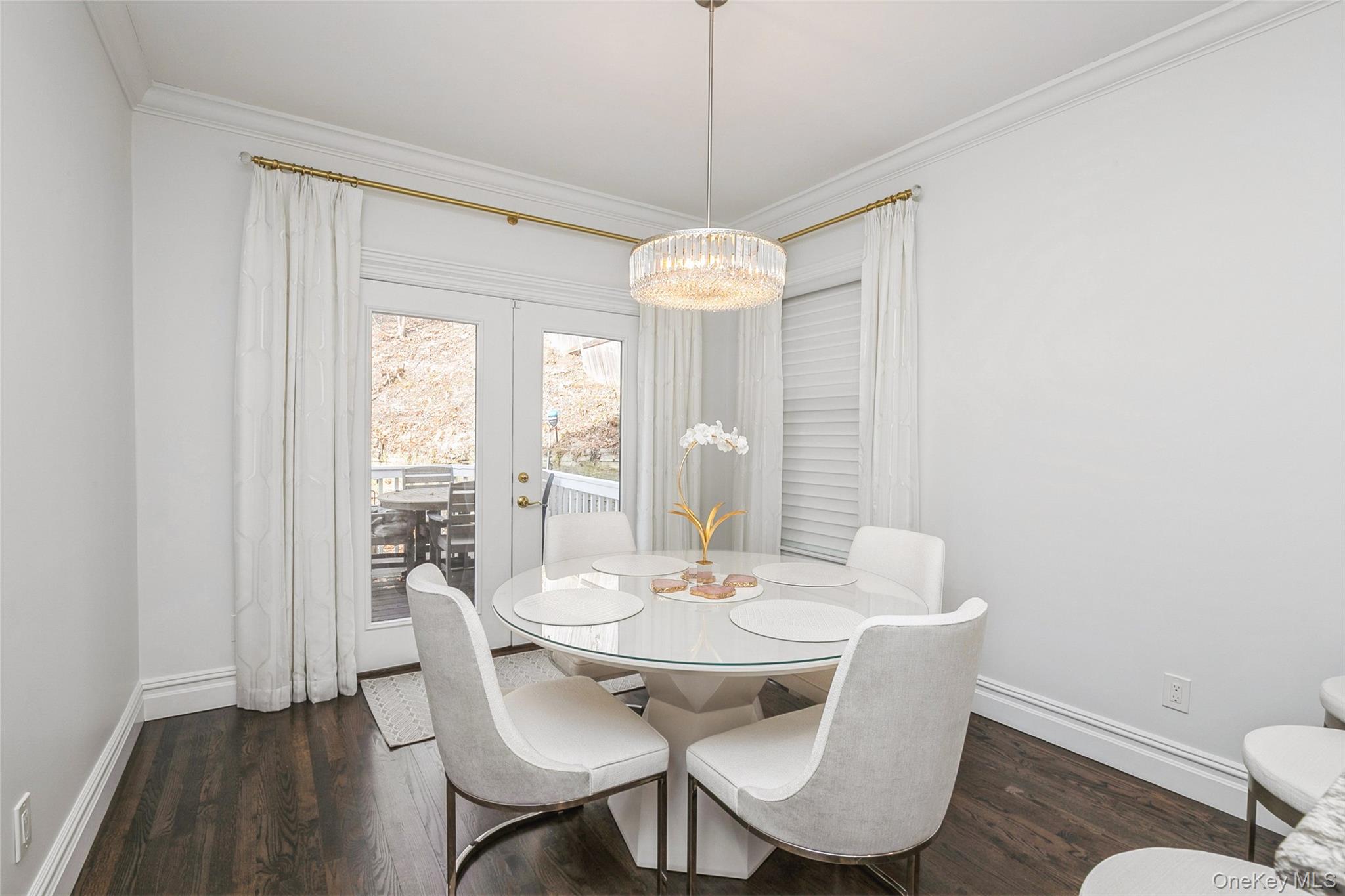 #17 photo, 6 Valley Lane, সাফোক কাউন্টি Huntington , NY 11743