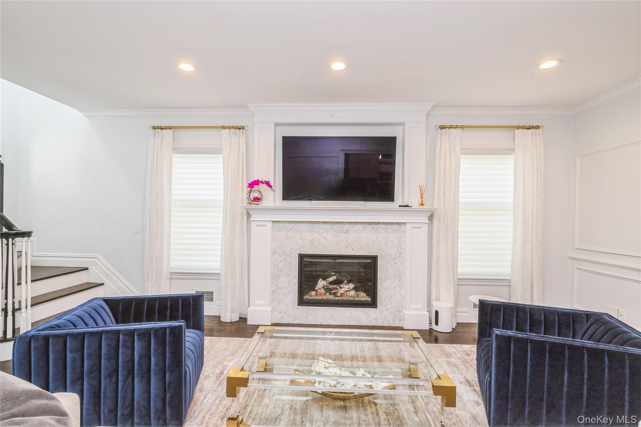 #4 photo, 6 Valley Lane, সাফোক কাউন্টি Huntington , NY 11743