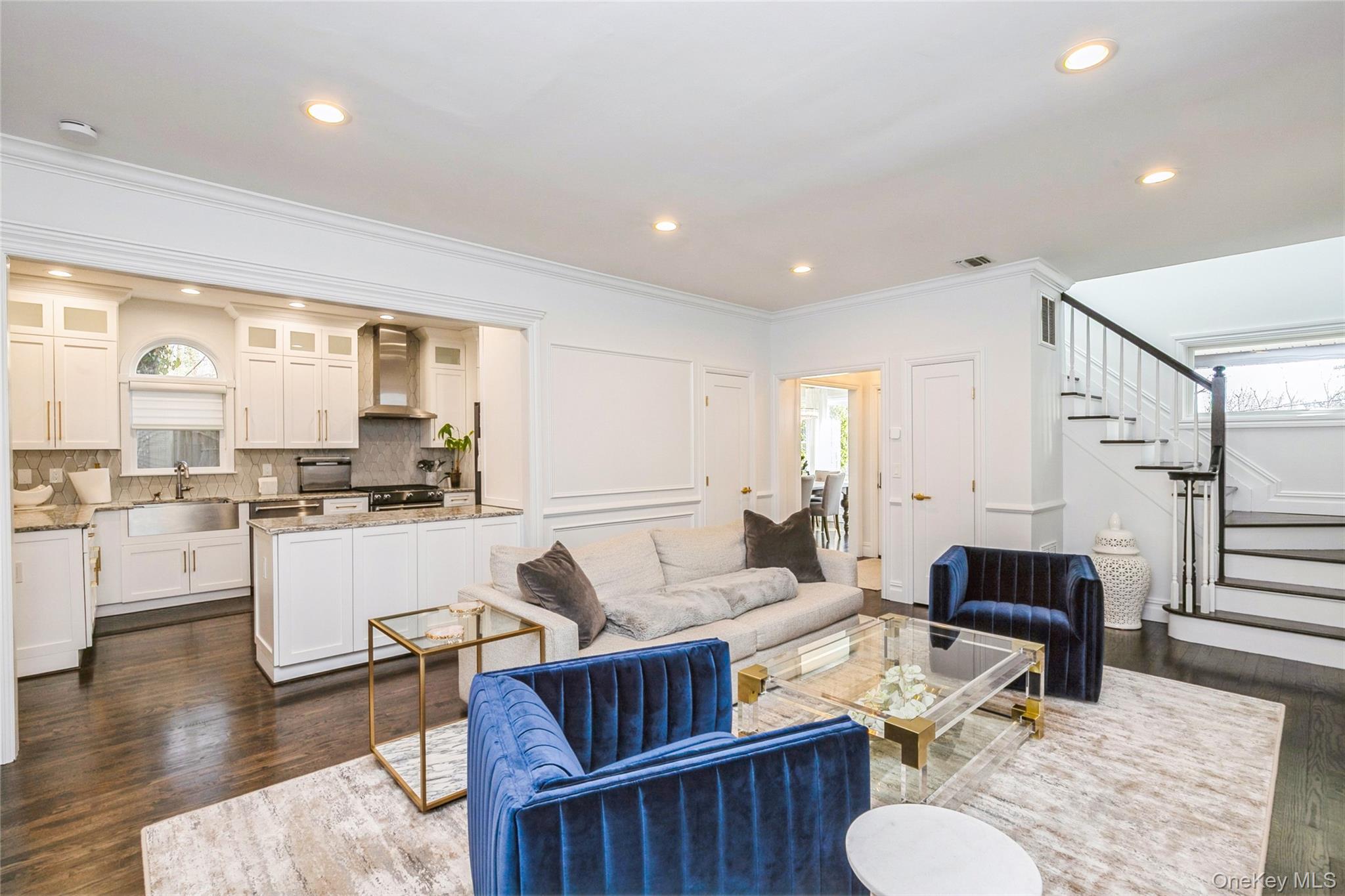 #7 photo, 6 Valley Lane, সাফোক কাউন্টি Huntington , NY 11743