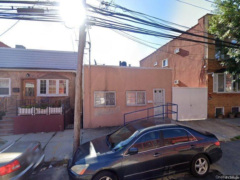 #1 photo, 33-73 10th Street, কুইন্‌স Long Island City , NY 11106