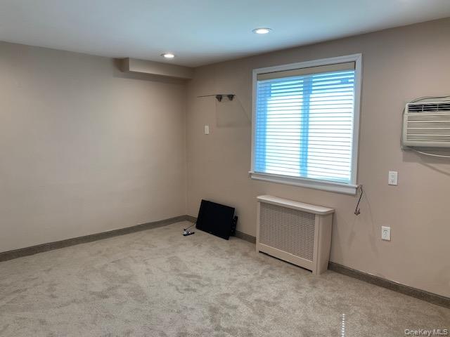 #8 photo, 263-17 74th Avenue, Glen Oaks , NY 11004