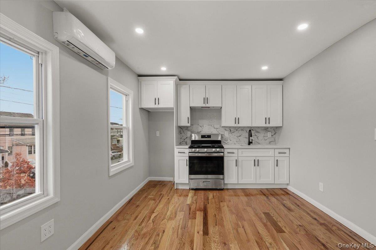 #13 photo, 90-48 204 Street, কুইন্‌স Hollis , NY 11423