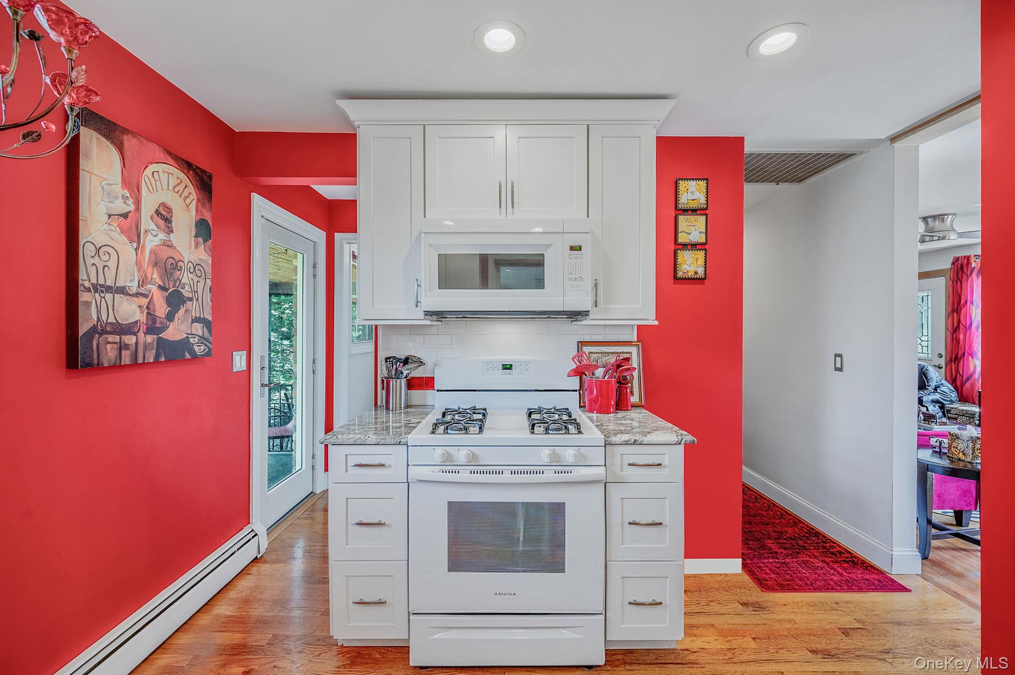 #12 photo, 7 Judith Drive, সাফোক কাউন্টি Greenlawn , NY 11740