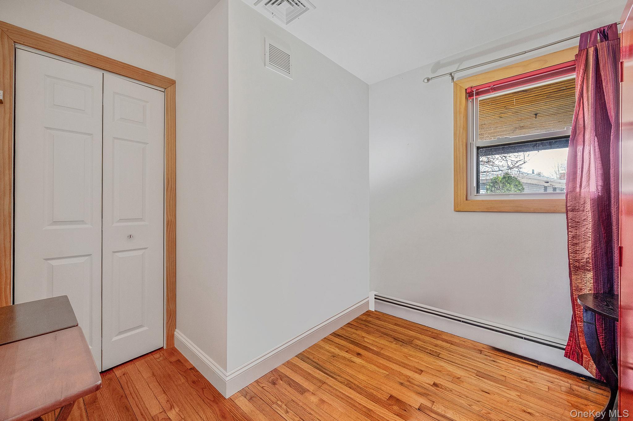 #14 photo, 7 Judith Drive, সাফোক কাউন্টি Greenlawn , NY 11740