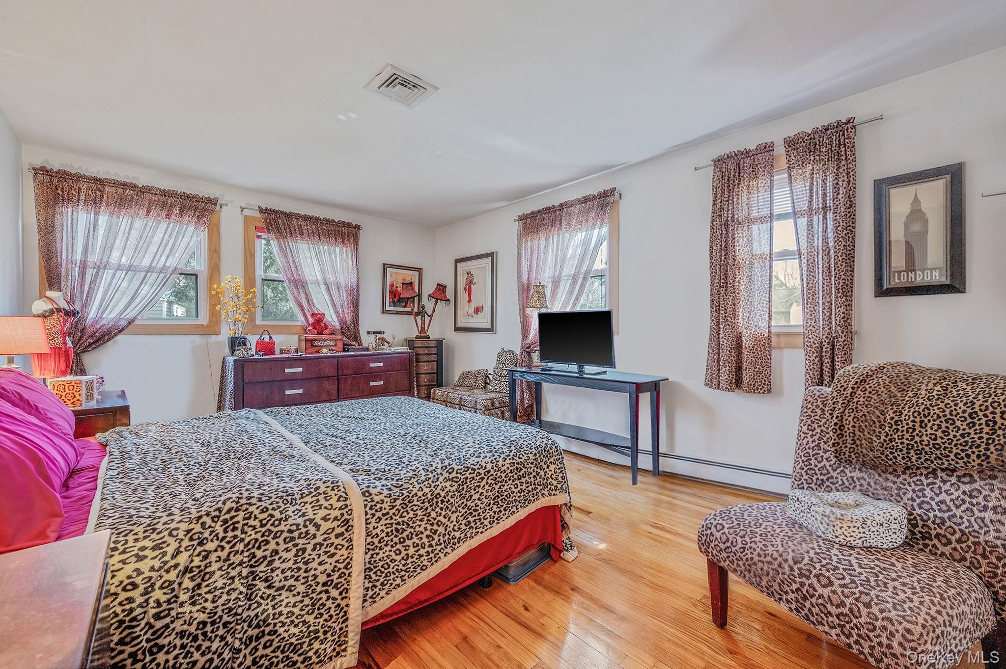 #15 photo, 7 Judith Drive, সাফোক কাউন্টি Greenlawn , NY 11740