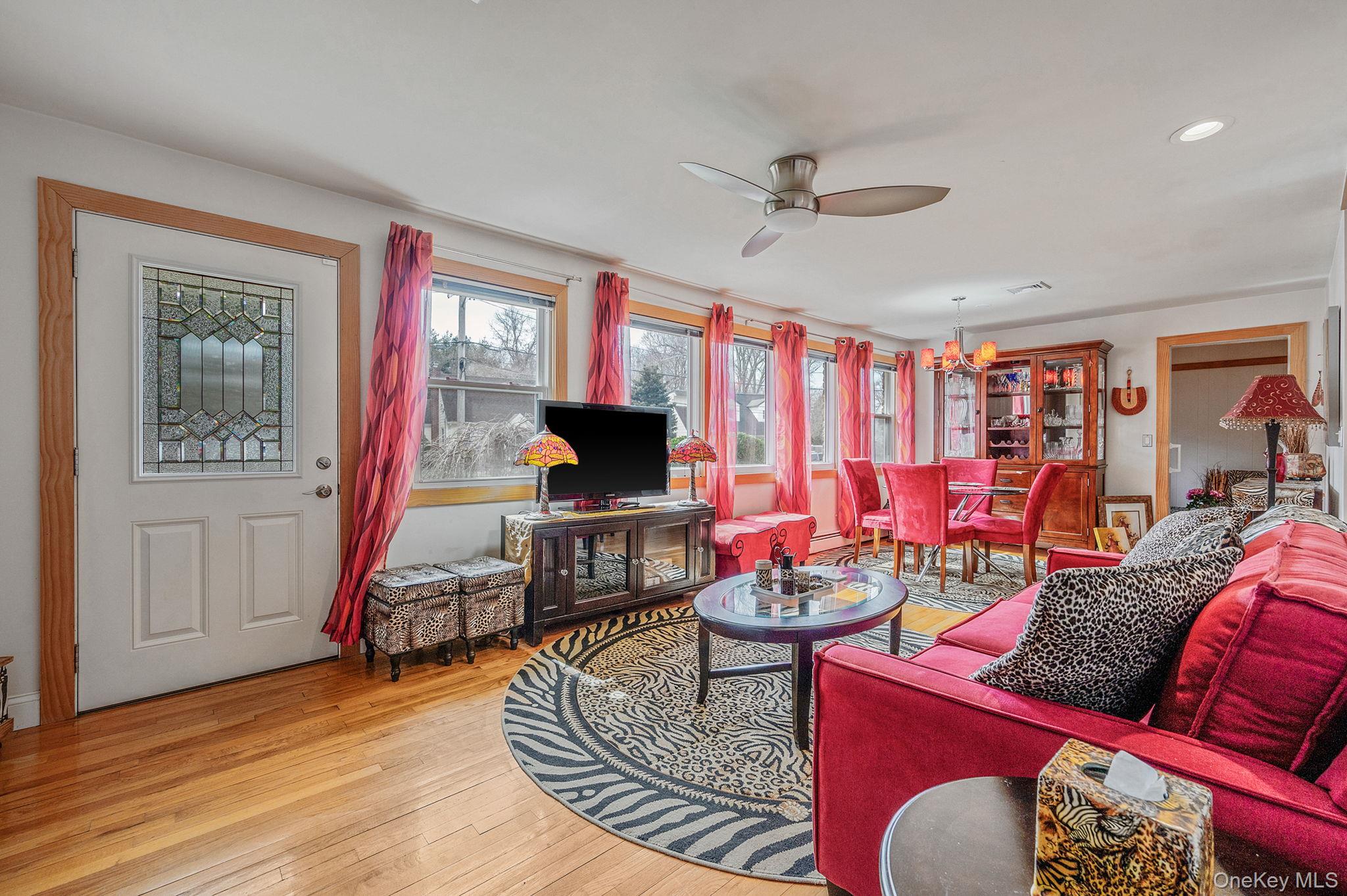 #5 photo, 7 Judith Drive, সাফোক কাউন্টি Greenlawn , NY 11740