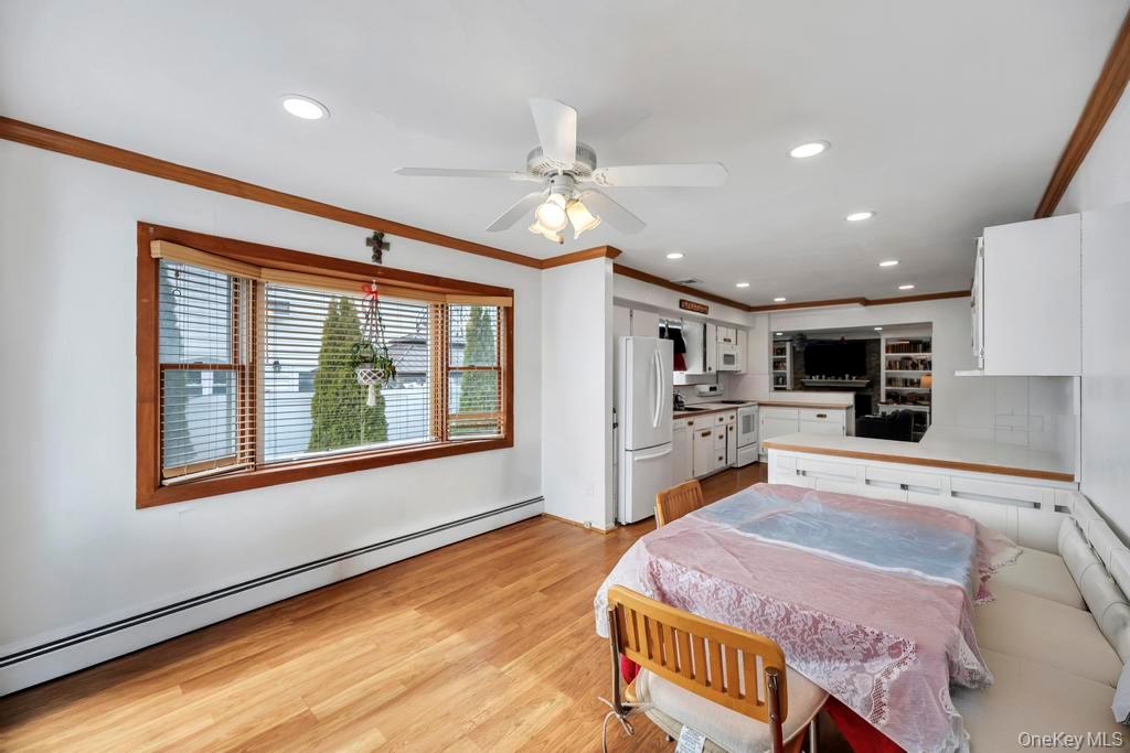 #11 photo, 30 County Line Road, Farmingdale , NY 11735