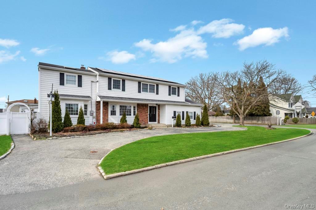 #3 photo, 30 County Line Road, Farmingdale , NY 11735