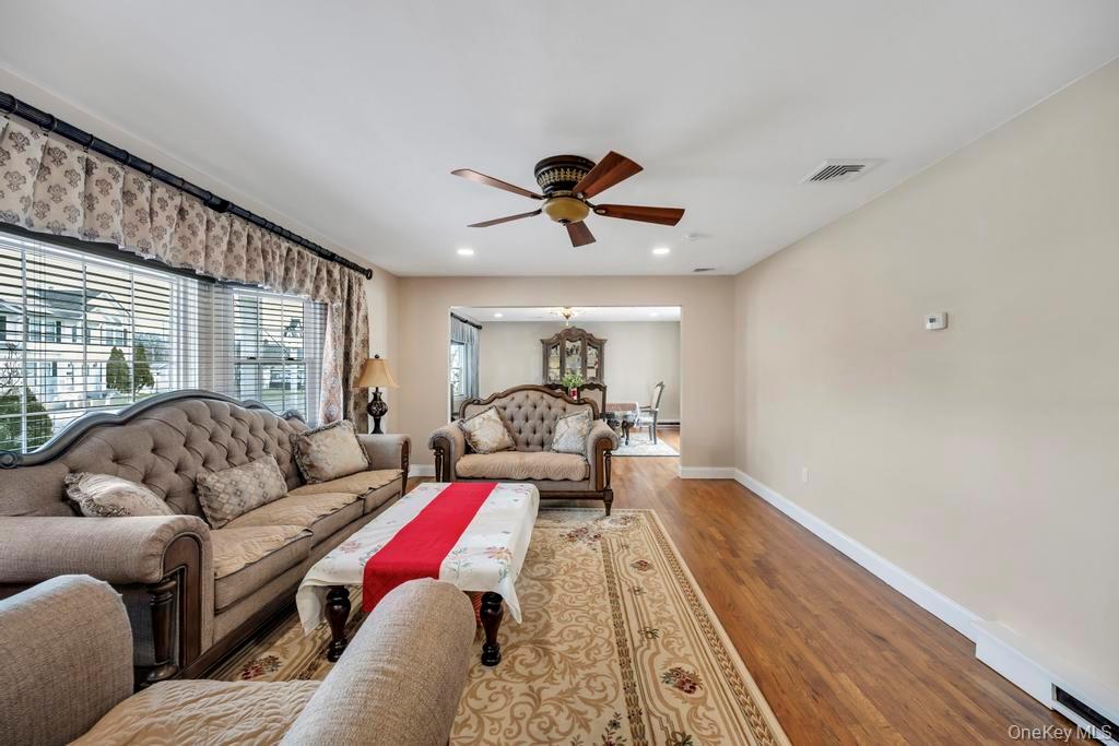 #8 photo, 30 County Line Road, Farmingdale , NY 11735