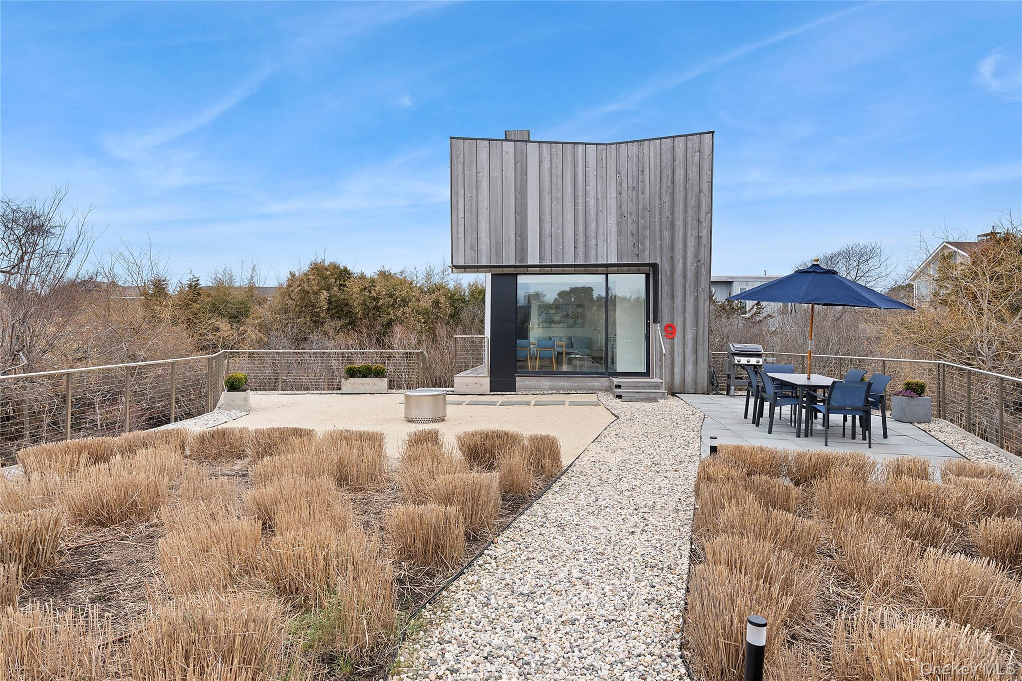 #1 photo, 9 Ocean Lane, 롱 아일랜드 Amagansett , NY 11930