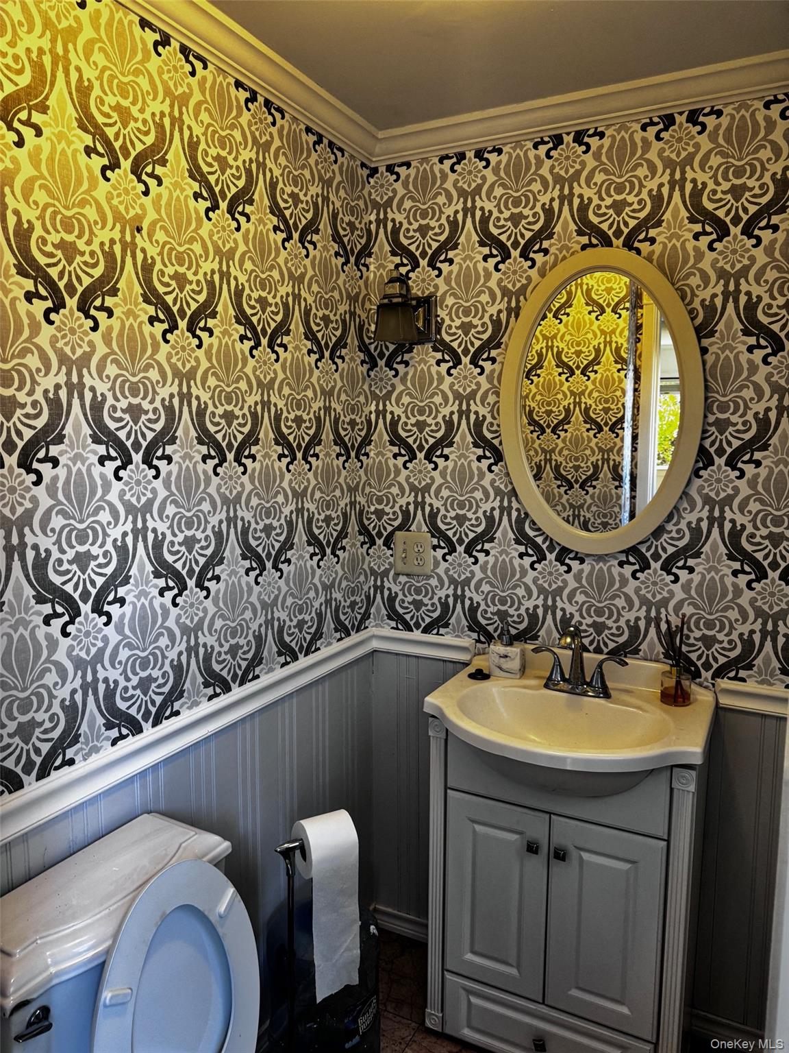 #10 photo, 1 Motts Lane, Glenwood Landing , NY 11547