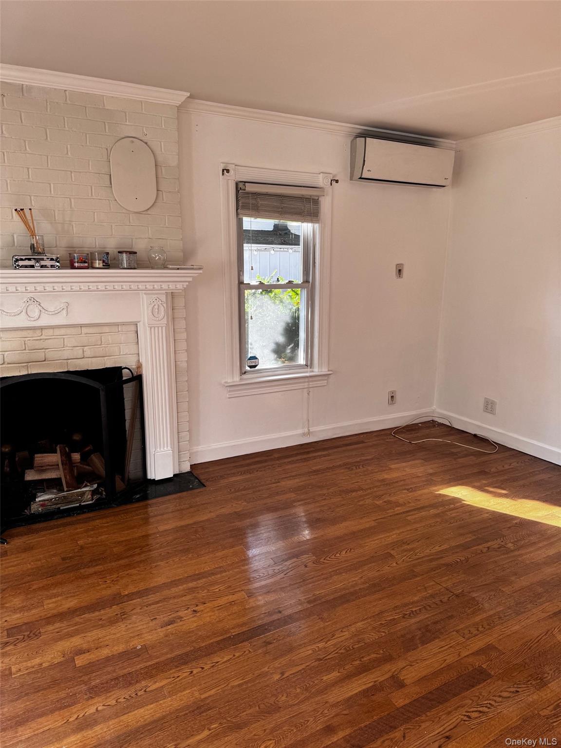 #7 photo, 1 Motts Lane, Glenwood Landing , NY 11547