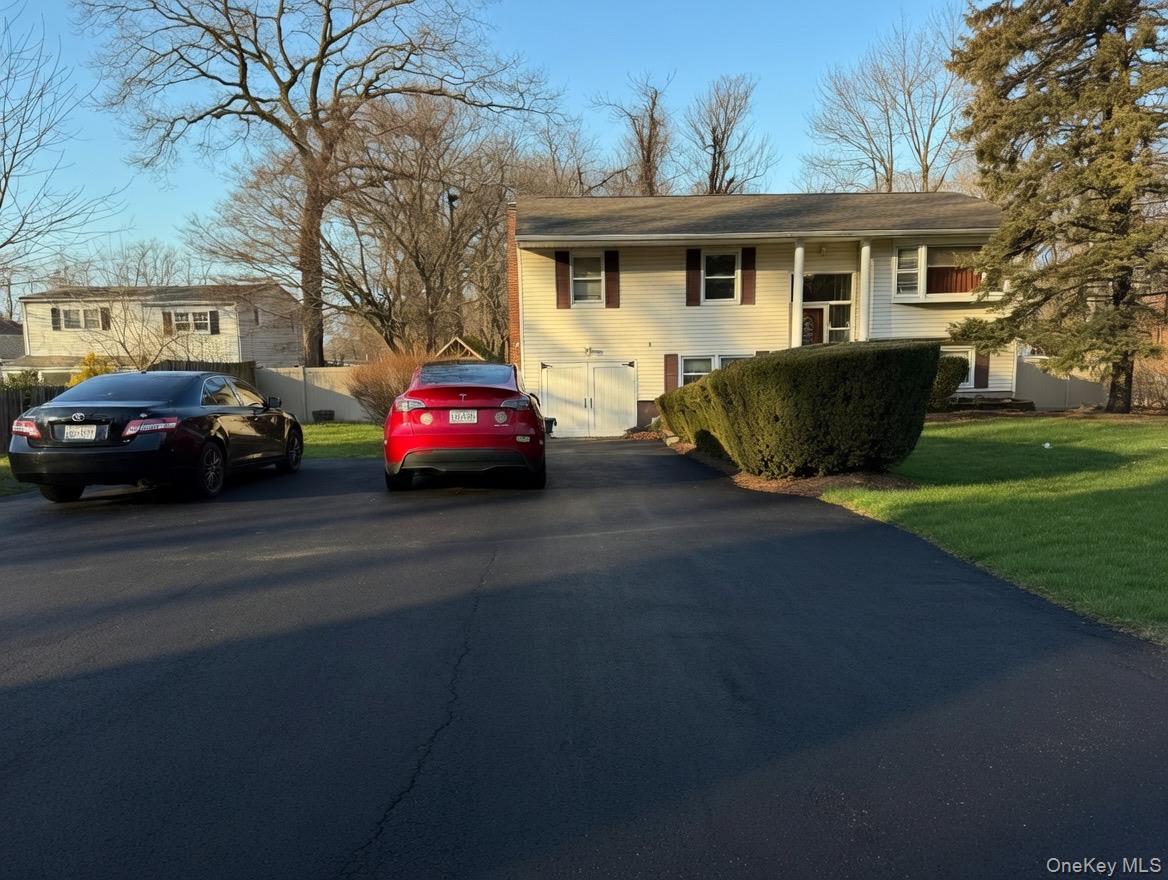 #1 photo, 160 Lincoln Boulevard, সাফোক কাউন্টি Hauppauge , NY 11788