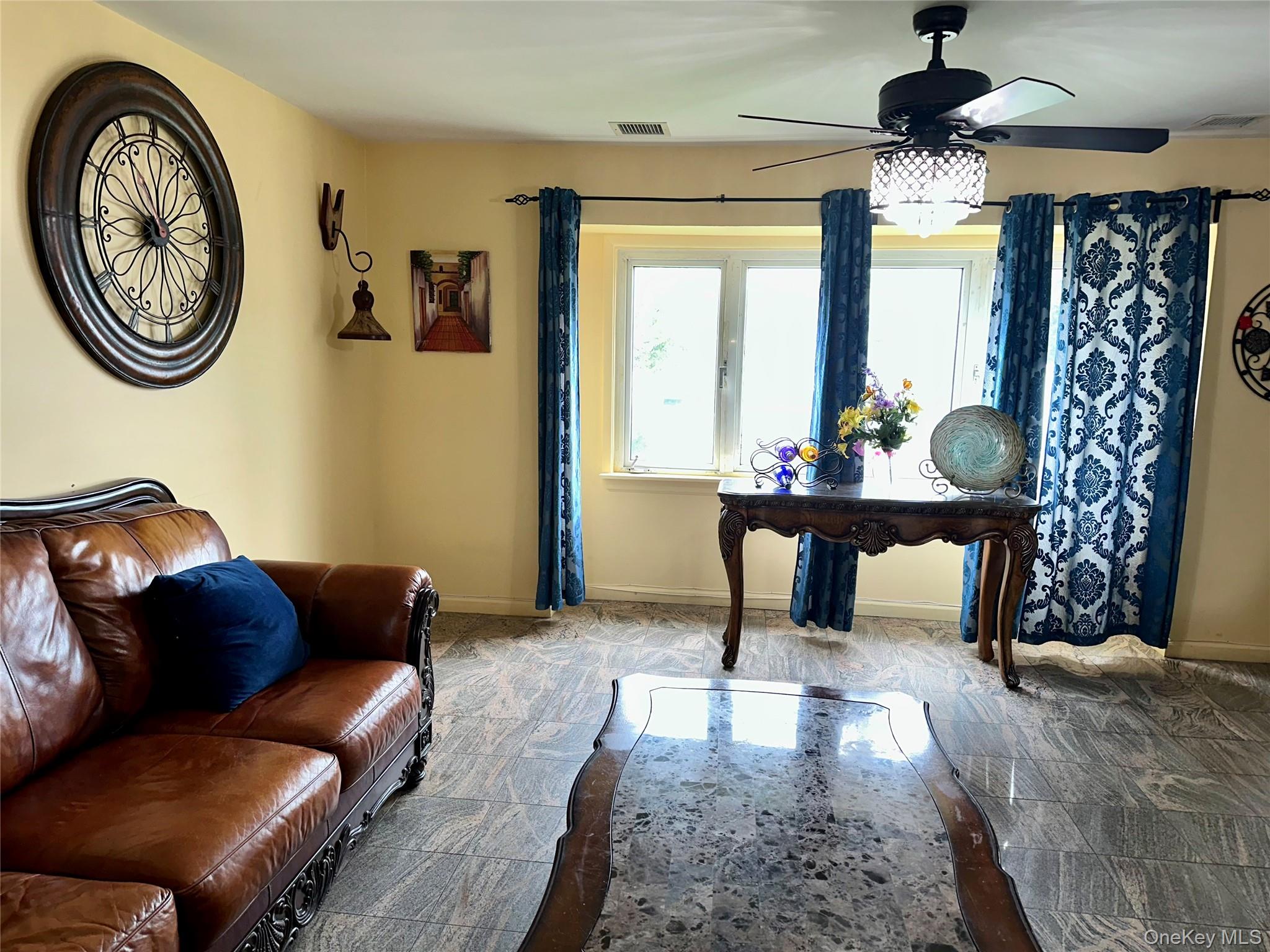 #8 photo, 1316 McClure Avenue, নাসাউ কাউন্টি Elmont , NY 11003