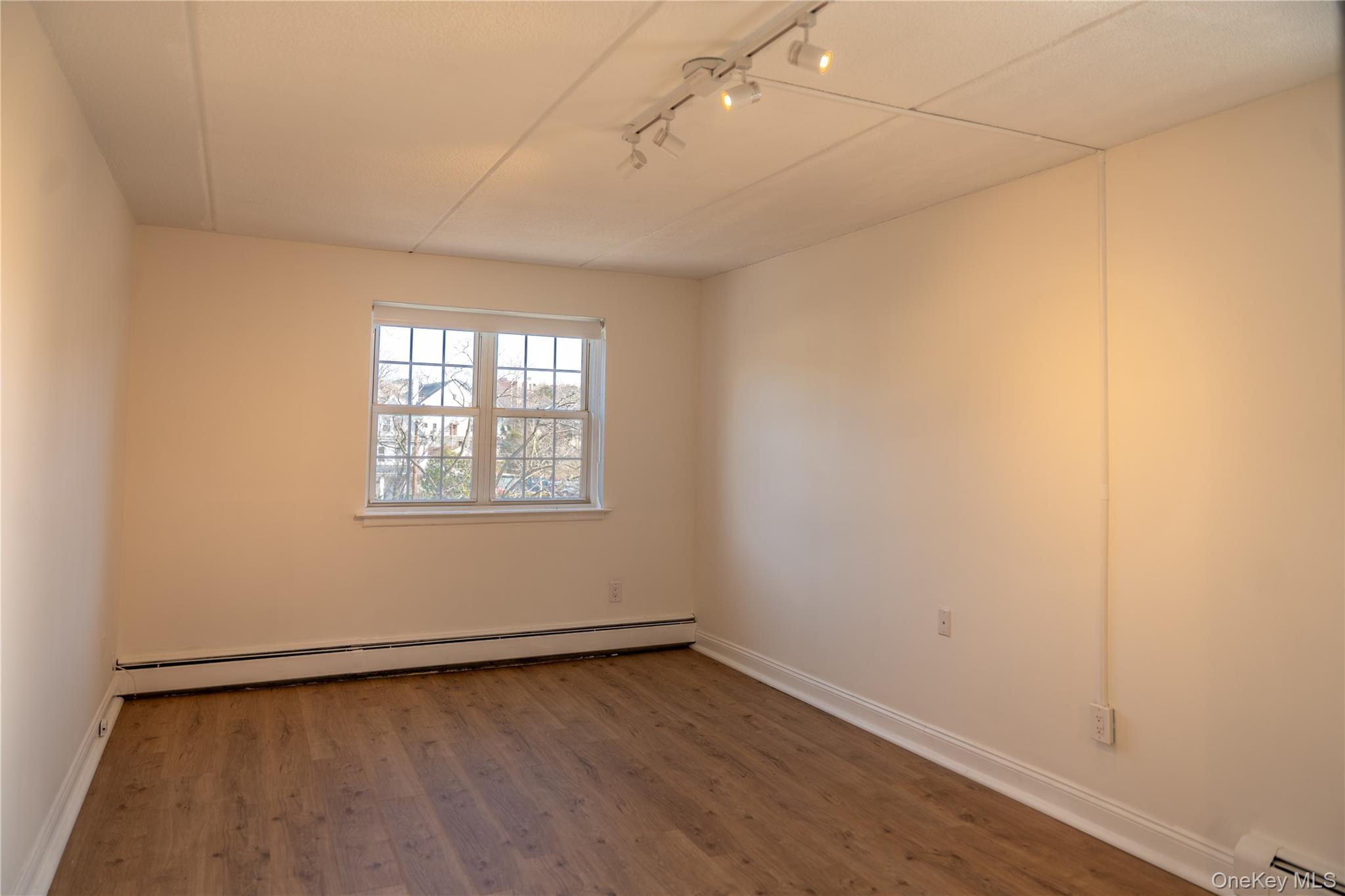 #9 photo, 1 Consulate Drive, Tuckahoe , NY 10707