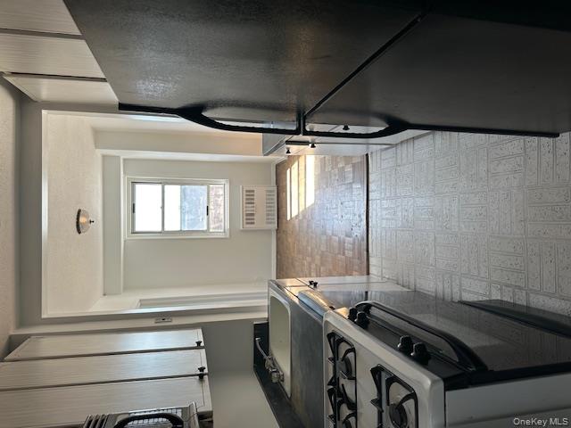 #5 photo, 2400 Johnson Avenue, ব্রঙ্কস Bronx , NY 10463