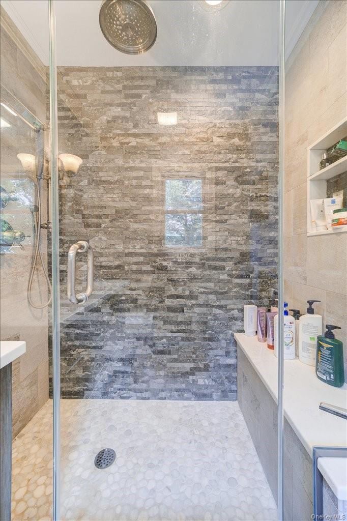 #18 photo, 10 Evergreen Court, Suffern , NY 10901