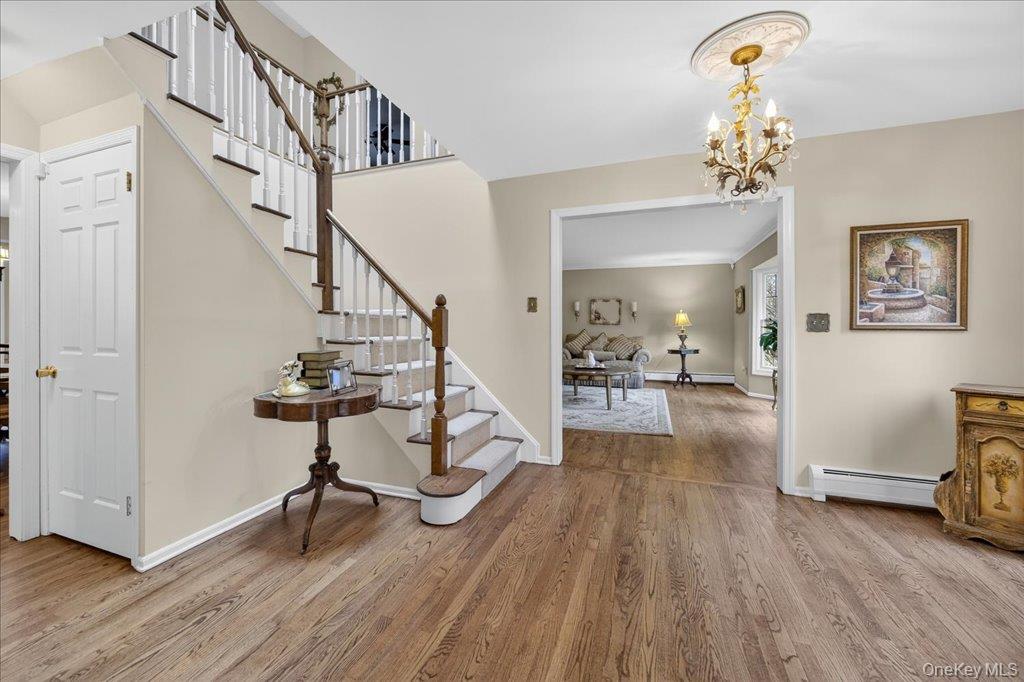 #4 photo, 10 Evergreen Court, Suffern , NY 10901