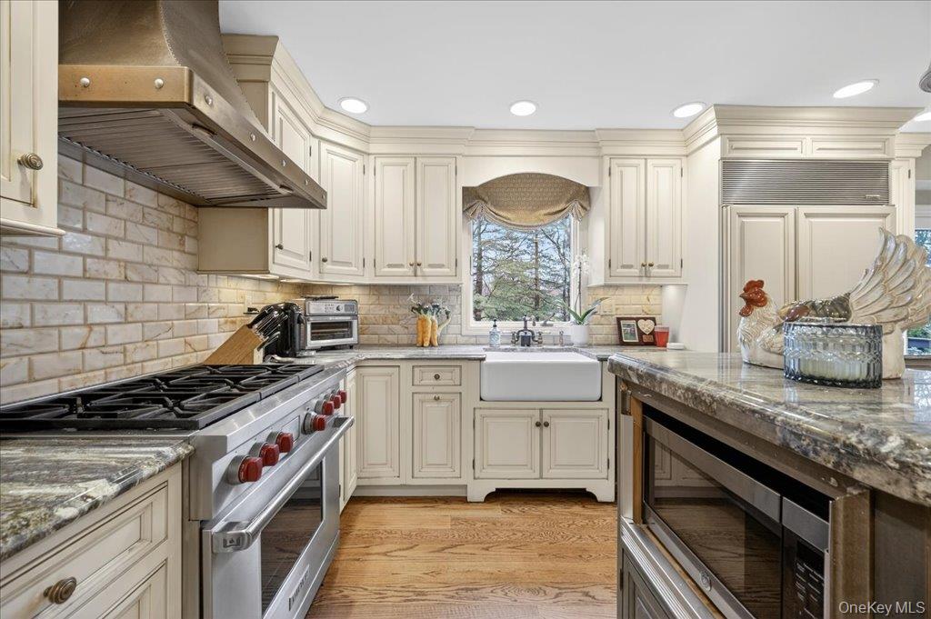 #9 photo, 10 Evergreen Court, Suffern , NY 10901