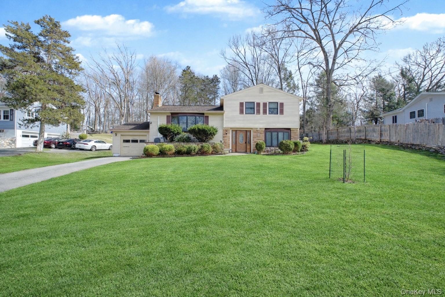 #3 photo, 10 Horizon Hill Drive, Poughkeepsie , NY 12603