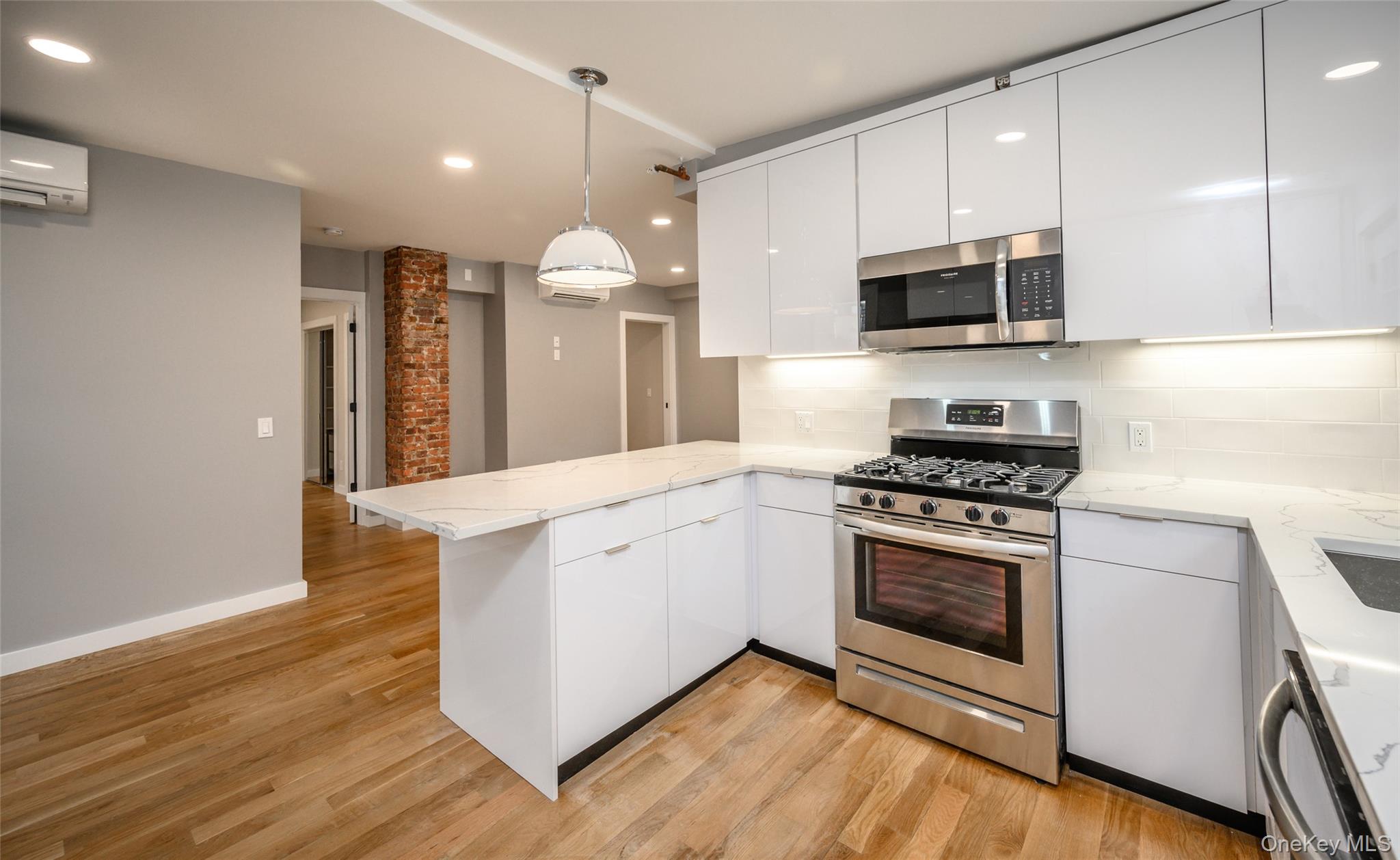 #6 photo, 86 Main Street, Dobbs Ferry , NY 10522