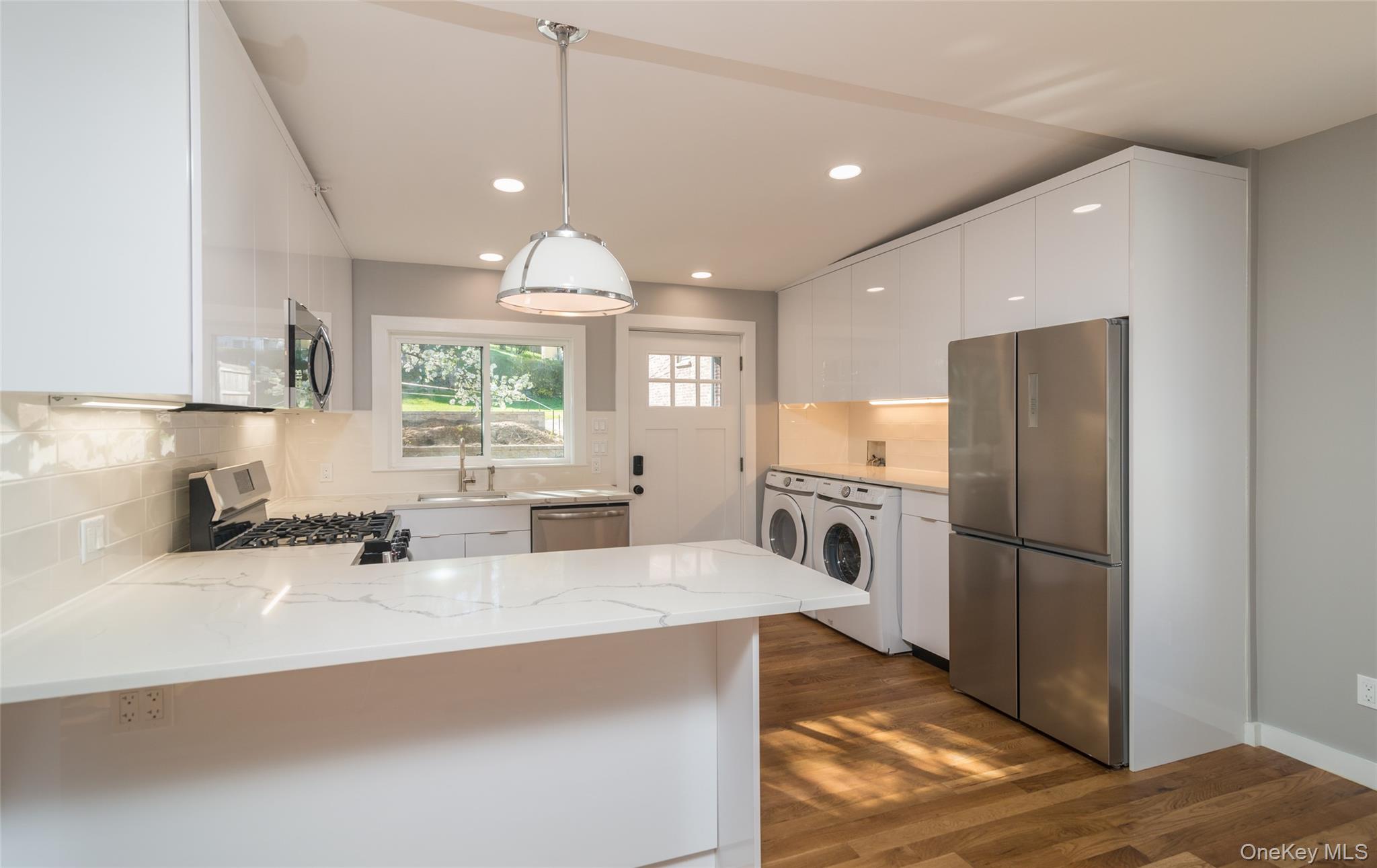 #8 photo, 86 Main Street, Dobbs Ferry , NY 10522