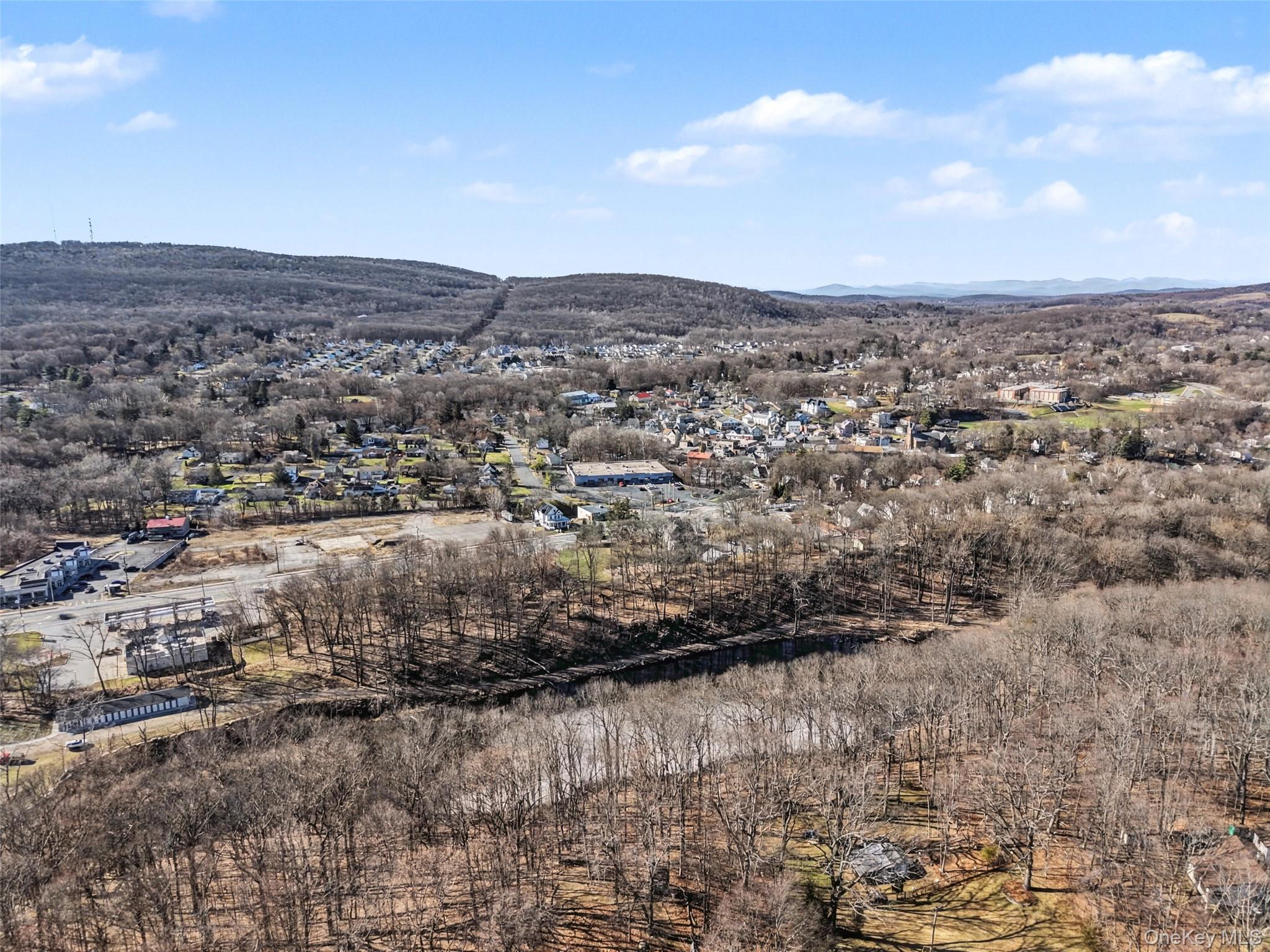 #12 photo, 3550 Us Highway 9W, Highland , NY 12528