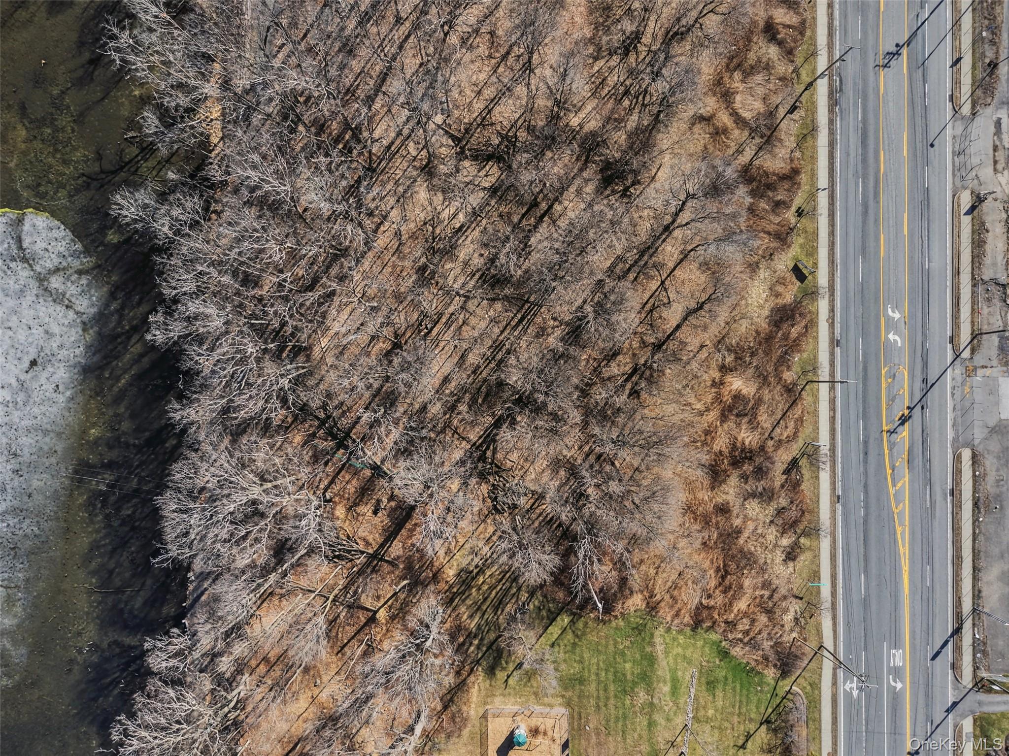 #7 photo, 3550 Us Highway 9W, Highland , NY 12528