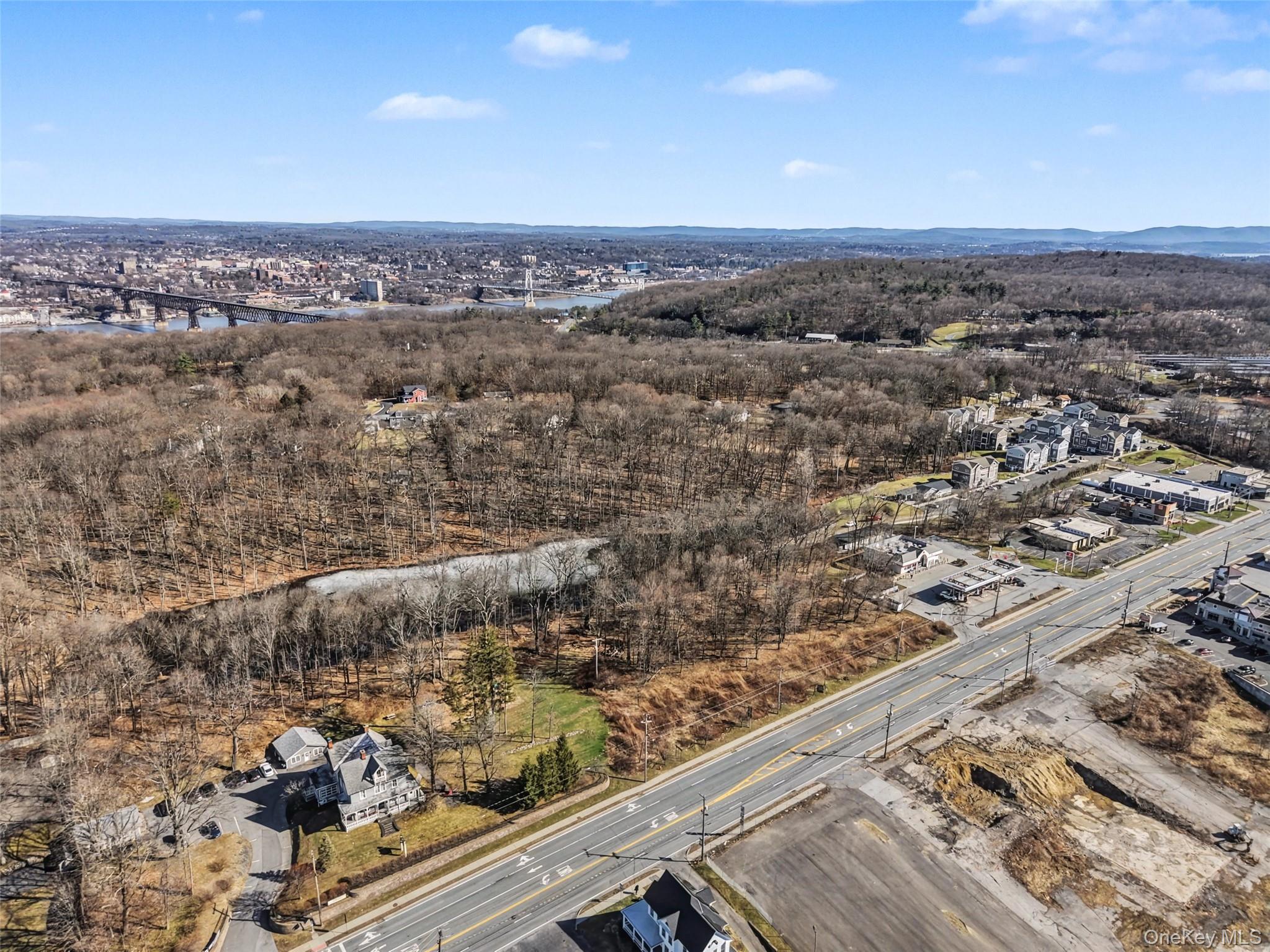 #9 photo, 3550 Us Highway 9W, Highland , NY 12528