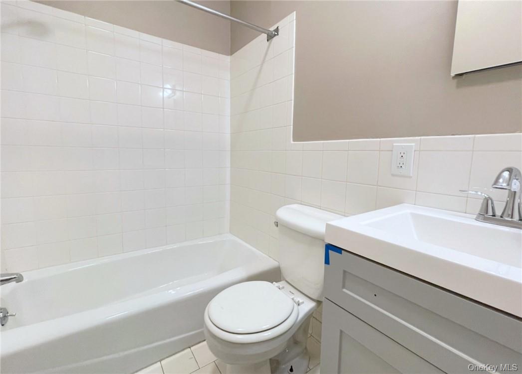 #13 photo, 829 W Boston Post Road, 纽约州 Mamaroneck , NY 10543