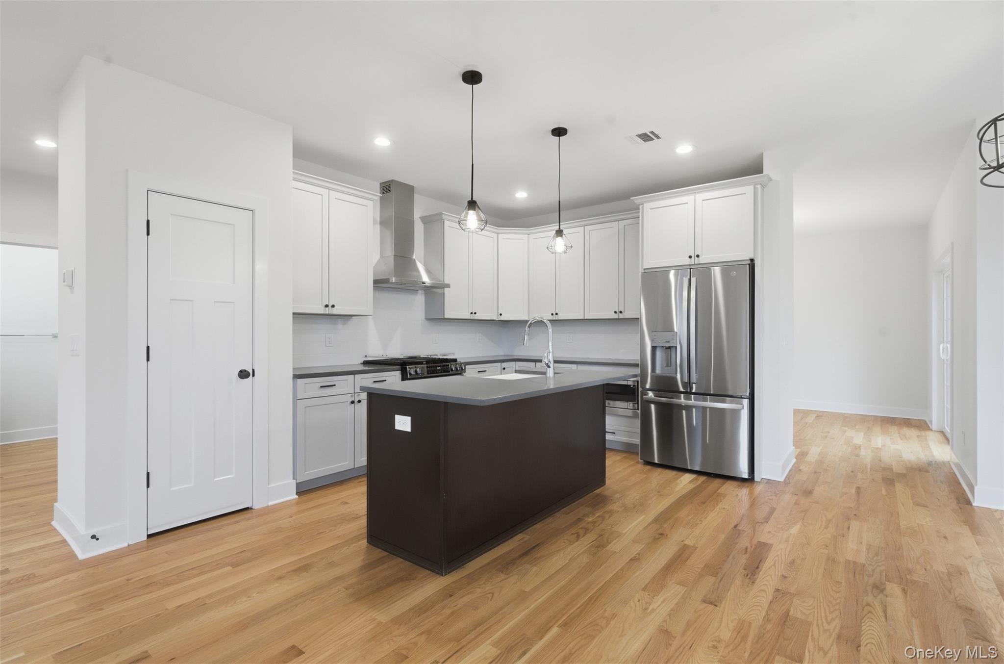 #11 photo, 16 McDonald Court, New Windsor , NY 12553