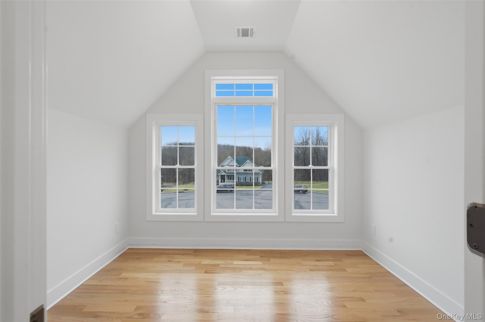 #14 photo, 16 McDonald Court, New Windsor , NY 12553