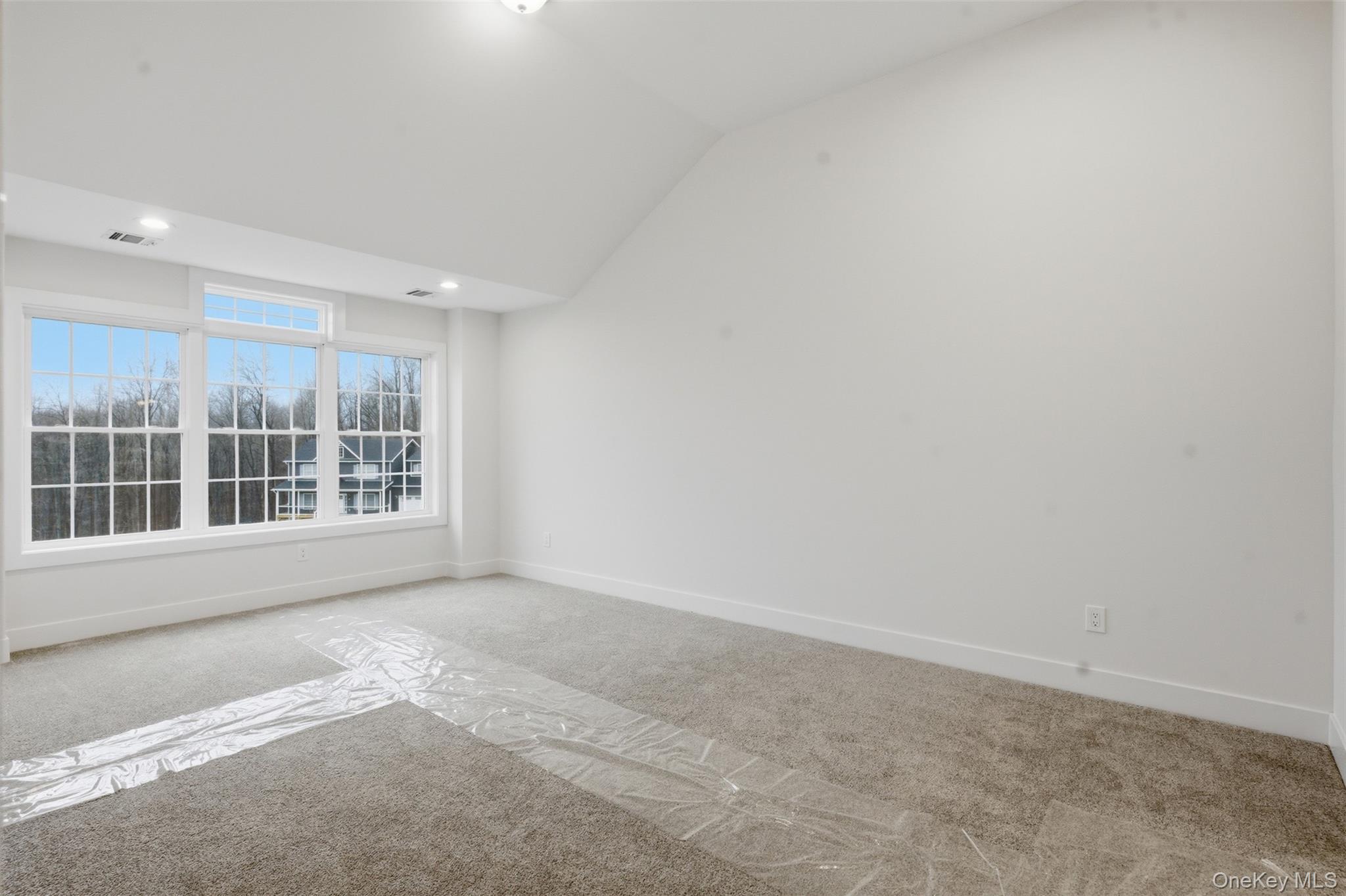 #19 photo, 16 McDonald Court, New Windsor , NY 12553