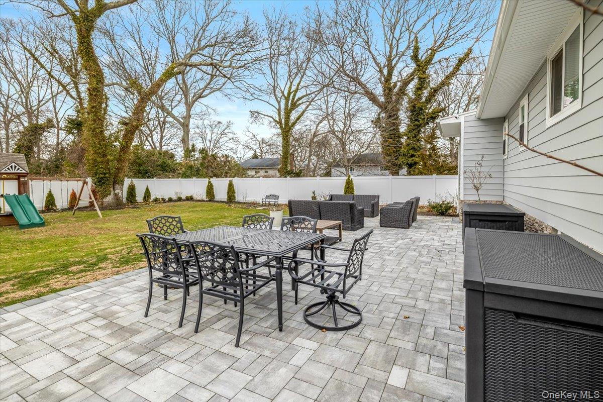 #14 photo, 80 Lumur Drive, সাফোক কাউন্টি Sayville , NY 11782