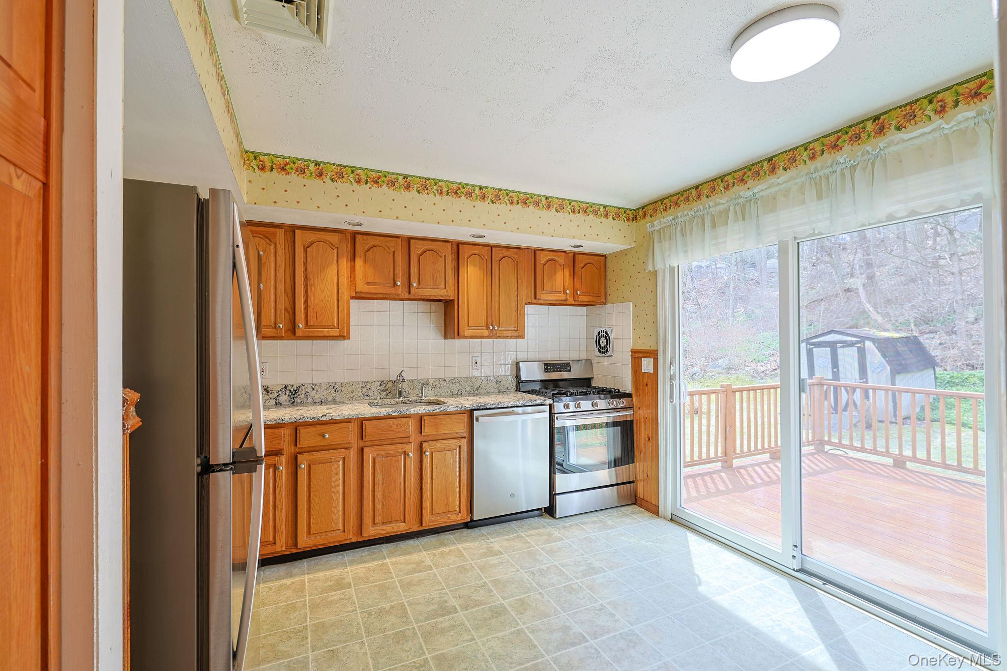 #10 photo, 15 Nursery Road, Tuxedo Park , NY 10987