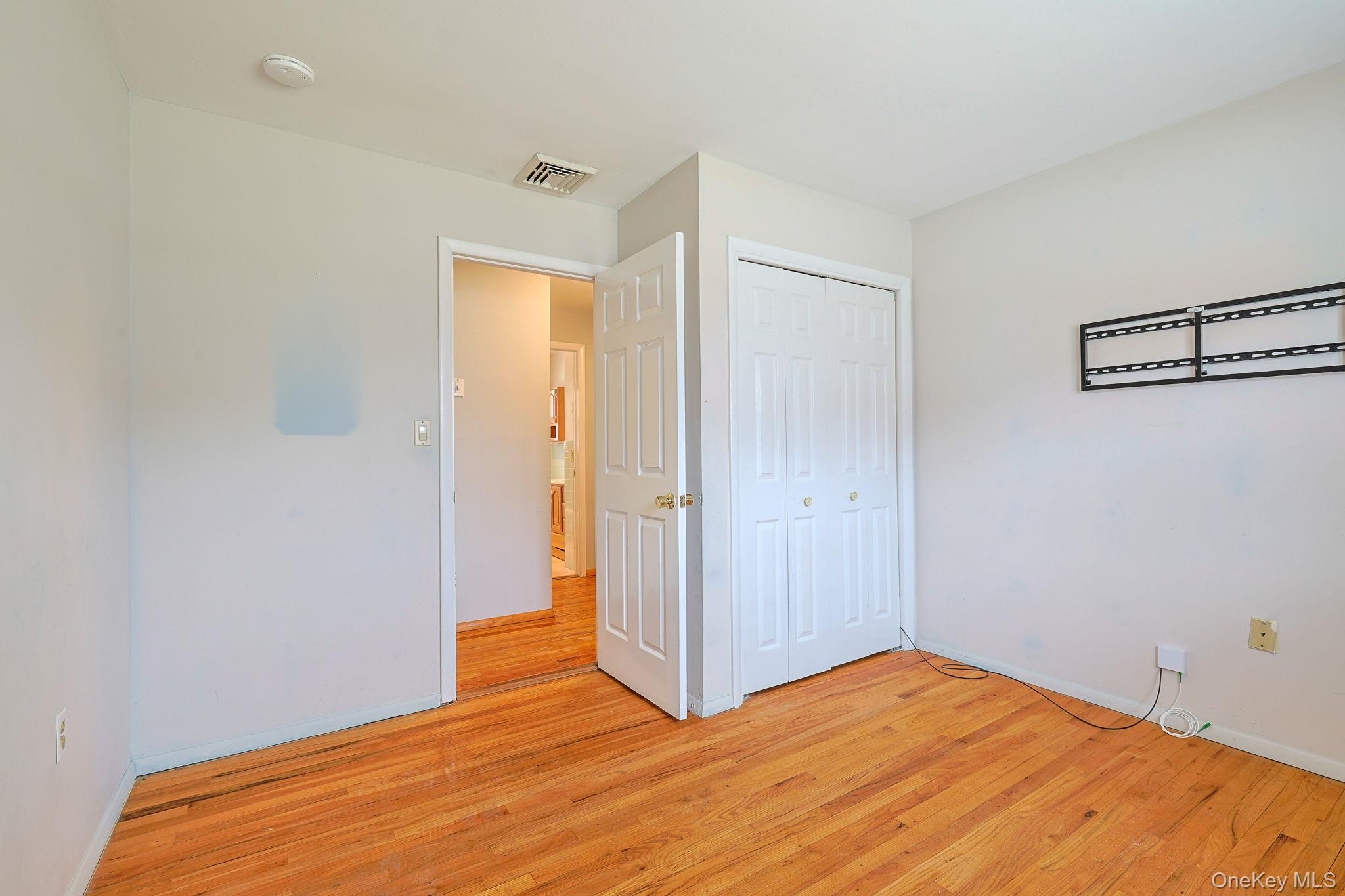 #12 photo, 15 Nursery Road, Tuxedo Park , NY 10987