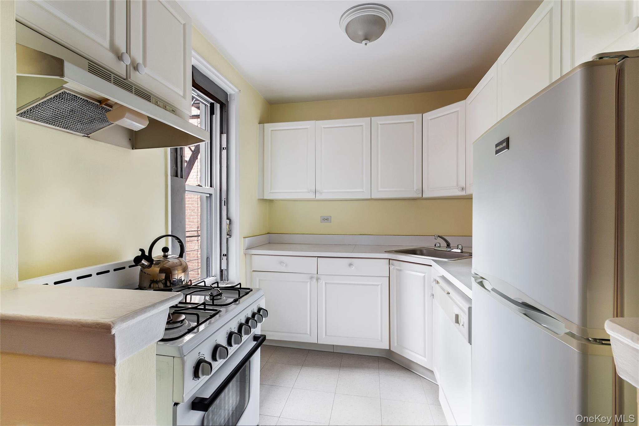 #6 photo, 525 W 236th Street, ব্রঙ্কস Bronx , NY 10463