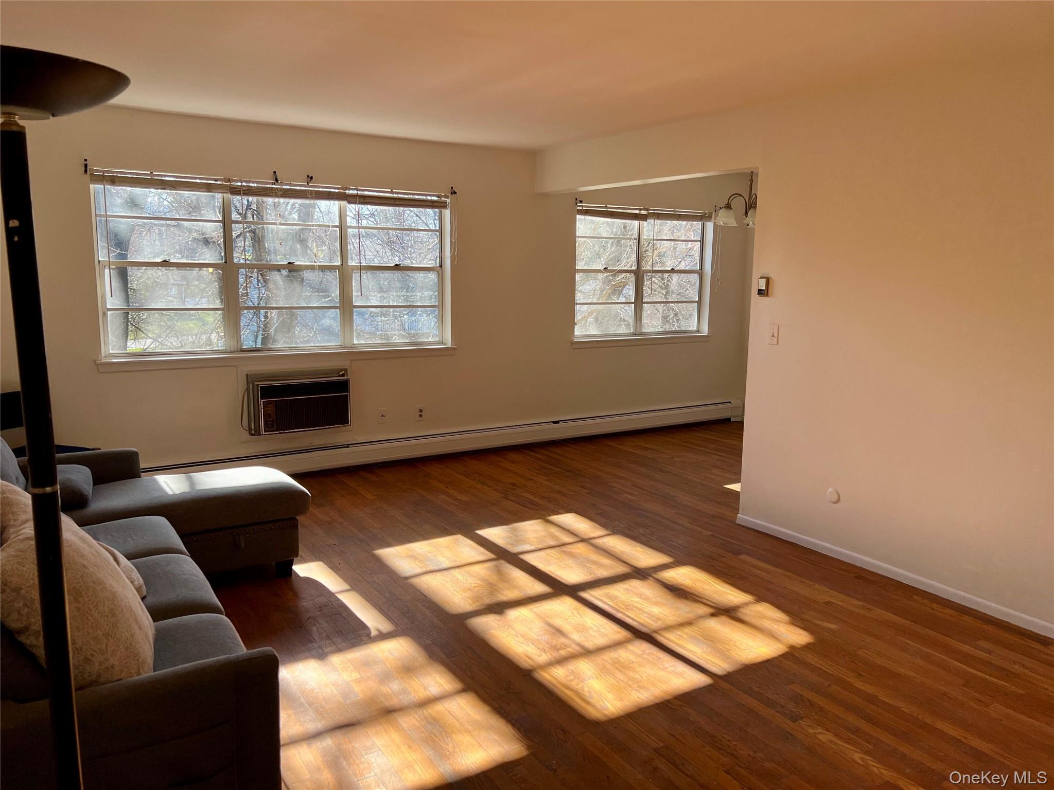 #8 photo, 63 Kenwood Drive, New Windsor , NY 12553