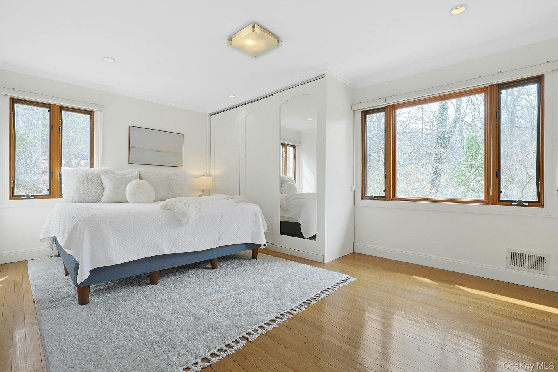 #11 photo, 45 Sprain Valley Road, Scarsdale , NY 10583