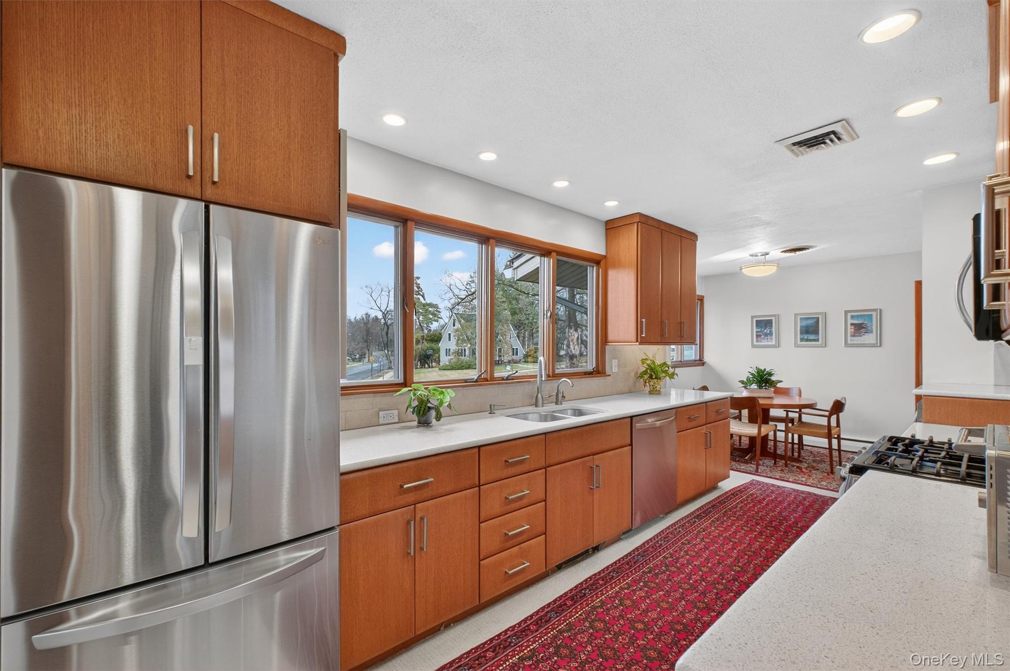 #9 photo, 6 Yates Boulevard, Poughkeepsie , NY 12601