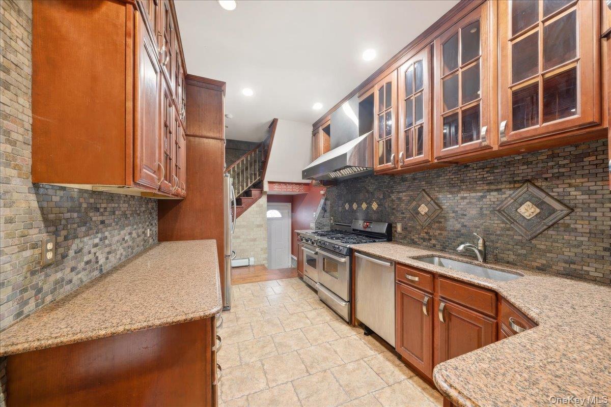 #5 photo, 40 Alder Street, Yonkers , NY 10701