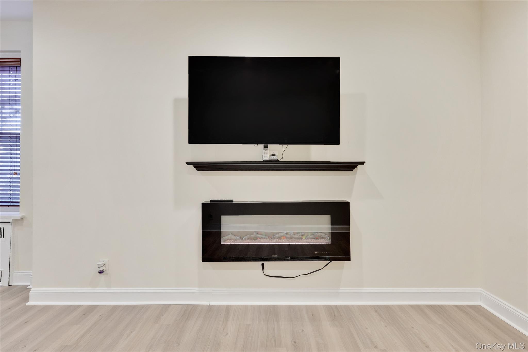 #11 photo, 819 Broadway, নাসাউ কাউন্টি Woodmere , NY 11598