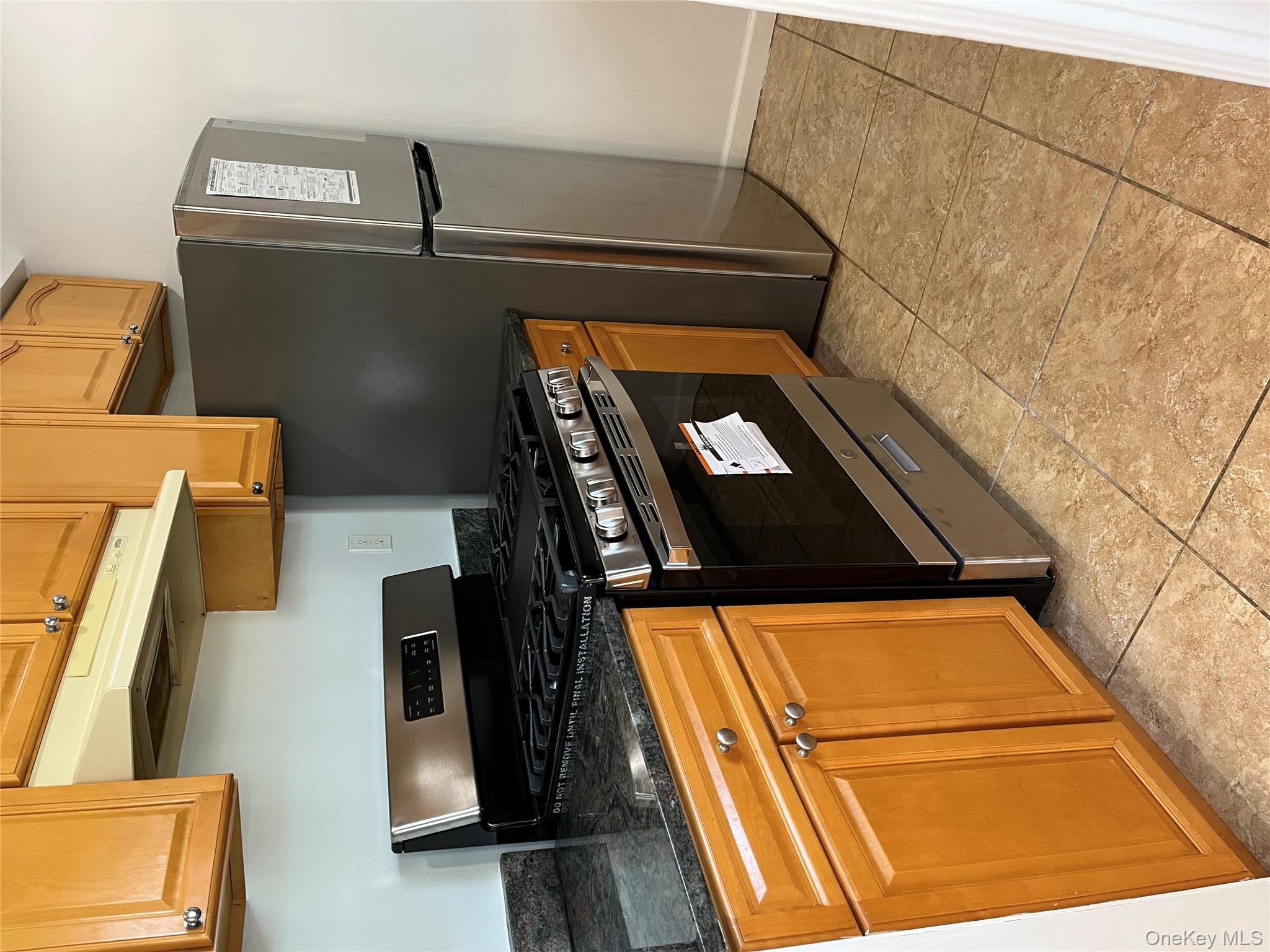 #3 photo, 8281 88th Place, কুইন্‌স Glendale , NY 11385