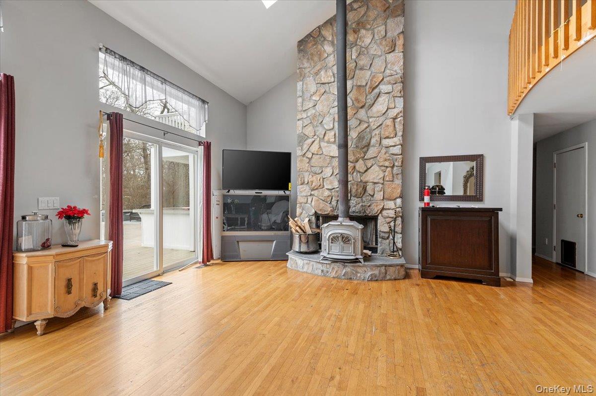 #11 photo, 24 Wisteria Drive, সাফোক কাউন্টি Remsenburg , NY 11960