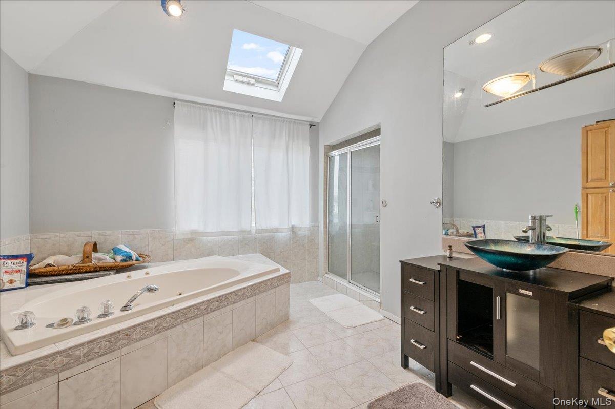 #18 photo, 24 Wisteria Drive, সাফোক কাউন্টি Remsenburg , NY 11960