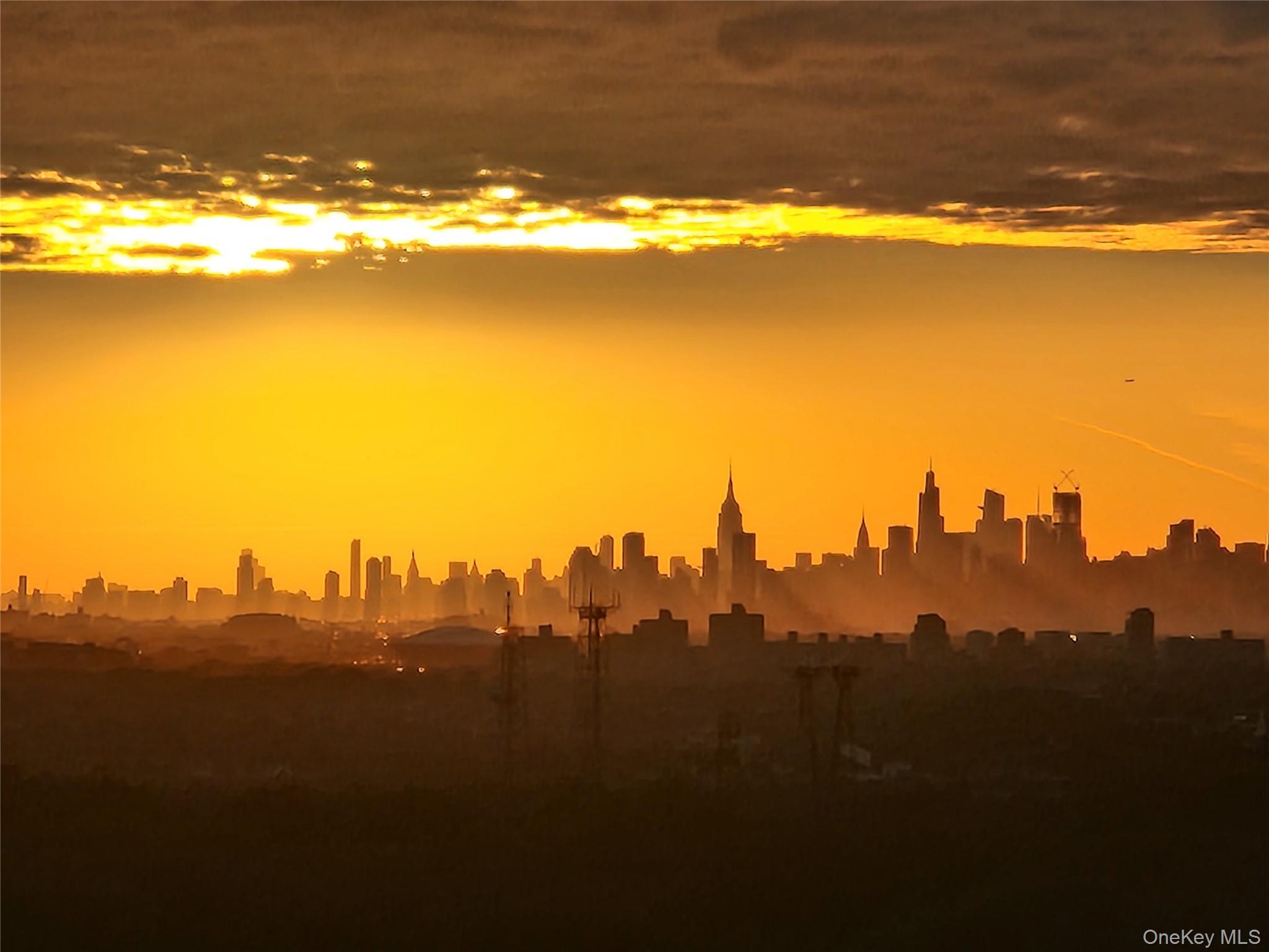 #1 photo, 26910 Grand Central Parkway, কুইন্‌স Floral Park , NY 11005