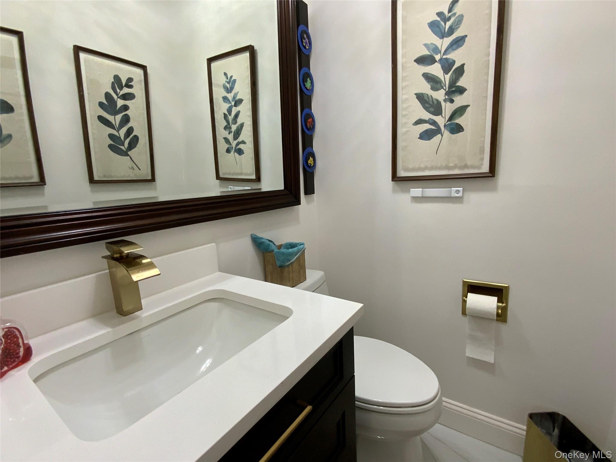 #14 photo, 26910 Grand Central Parkway, কুইন্‌স Floral Park , NY 11005