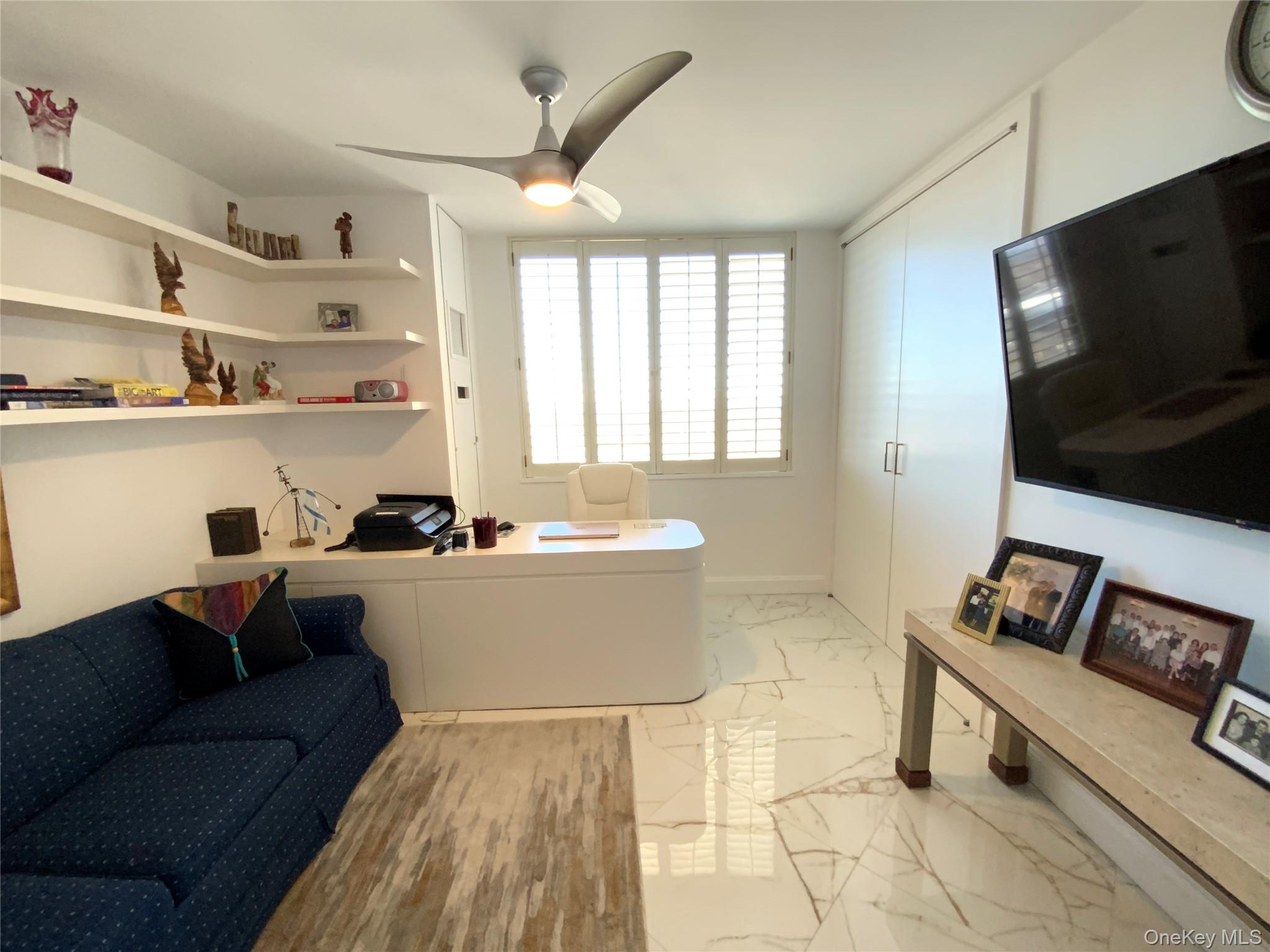 #19 photo, 26910 Grand Central Parkway, কুইন্‌স Floral Park , NY 11005